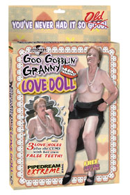 Papusa gonflabila Goo Gobblin Granny Love doll